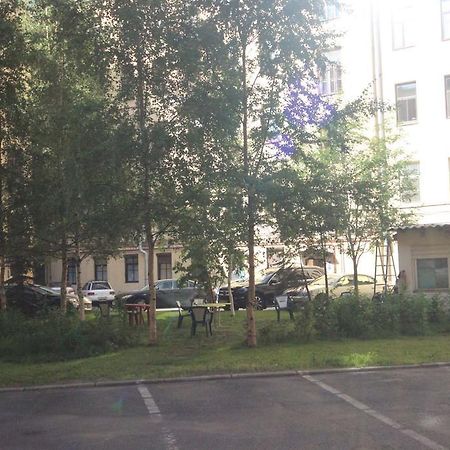 Apartments On Bolshaya Zelenina Санкт-Петербург Экстерьер фото